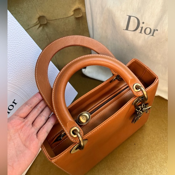 ‼️SOLD‼️Authentic CHRISTIAN LADY DIOR classic bag - Picture 10 of 15
